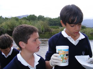 The Emanti Team got their hands and feet wet (yet again) together with other “South African Young Water Professionals” at two schools in the Franshhoek area participating in World Water Monitoring Day.